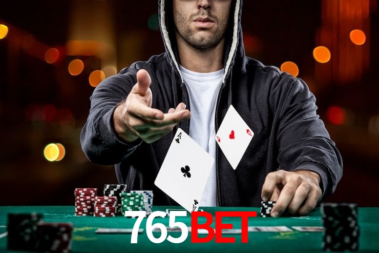 Apostas com odds competitivas na 765Bet